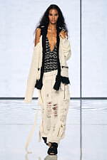 バルマン 2022年春夏ウィメンズコレクション - 新しい時代へ、美の力強さ｜写真25