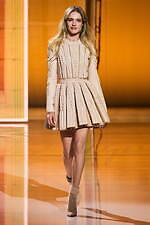 バルマン 2022年春夏ウィメンズコレクション - 新しい時代へ、美の力強さ｜写真67