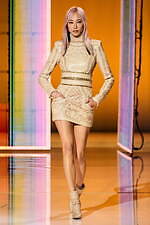 バルマン 2022年春夏ウィメンズコレクション - 新しい時代へ、美の力強さ｜写真68