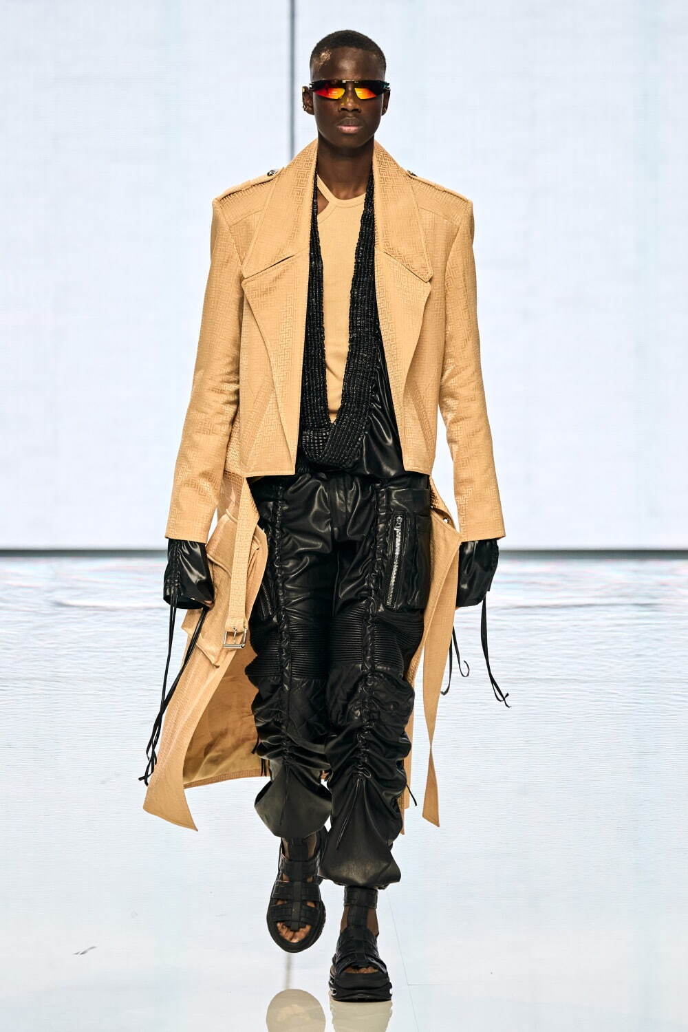 バルマン 2022年春夏<span>コレクション</span> - 写真25
