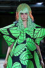 コム デ ギャルソン 2022年春夏コレクション - 川久保玲の“今の心境”｜写真23