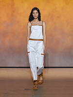 エルメス 2022年春夏コレクション - 快活な女性たちが行く地平線の旅｜写真3