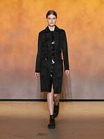 エルメス 2022年春夏コレクション - 快活な女性たちが行く地平線の旅｜写真9