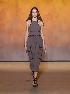 エルメス 2022年春夏コレクション - 快活な女性たちが行く地平線の旅｜写真26