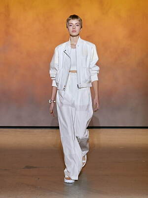 エルメス 2022年春夏コレクション - 快活な女性たちが行く地平線の旅｜写真35