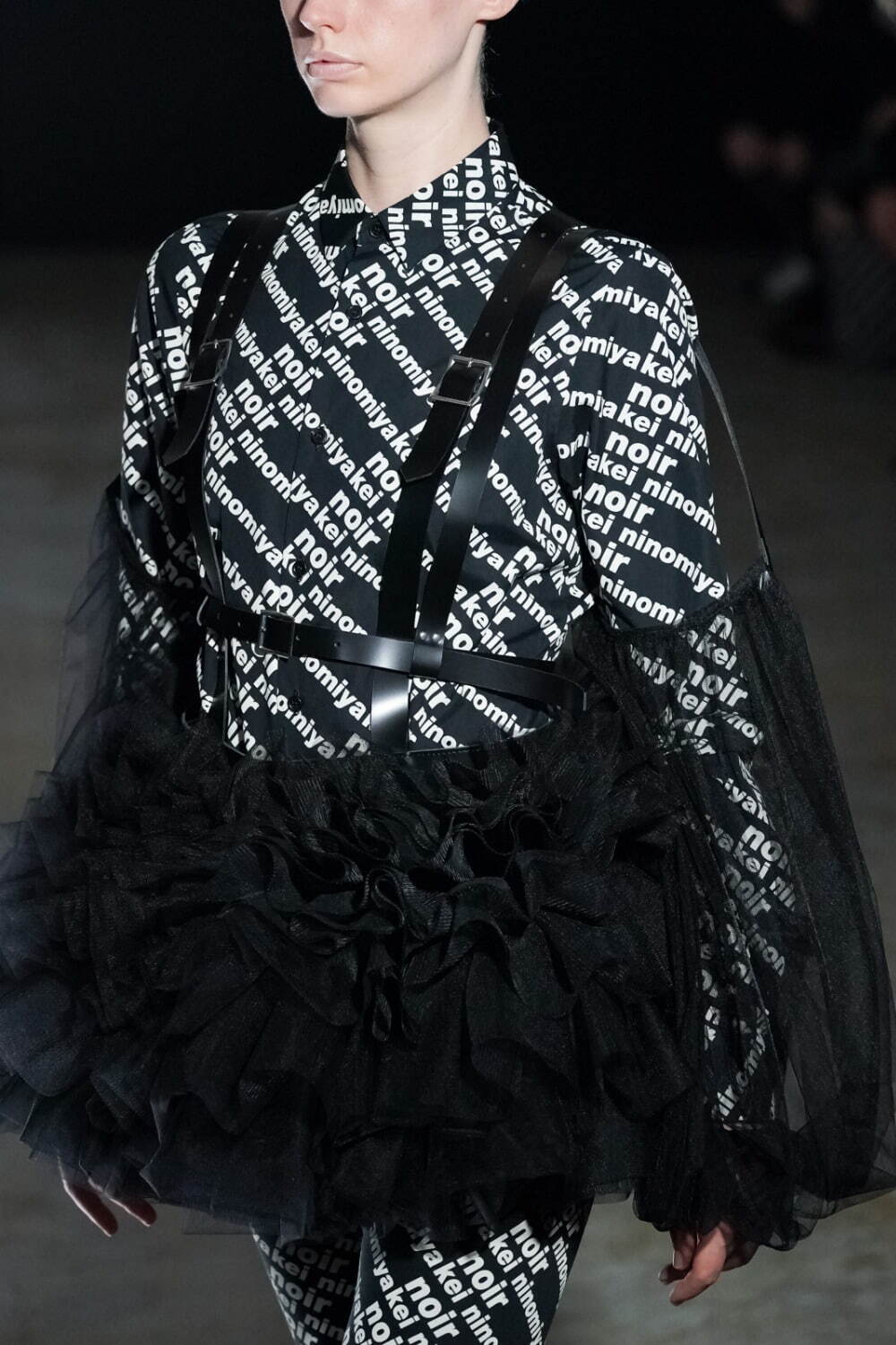 ノワール ケイ ニノミヤ(noir kei ninomiya) 2022年春夏ウィメンズコレクション  - 写真24