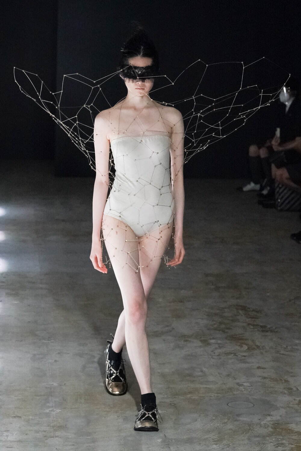 Noir Kei Ninomiya ノワール ケイ ニノミヤ　白ショートパンツ ノワール・ ケイ ニノミヤ（NOIR KEI NINOMIYA）」2022春夏