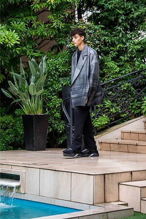 リヒト・ベシュトレーベン(Licht Bestreben) 2022年春夏メンズコレクション  - 写真2