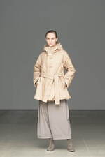 イッセイ ミヤケの新作ウェア、“うずらの卵”イメージのジャカードコートや有機的なニットワンピース｜写真6