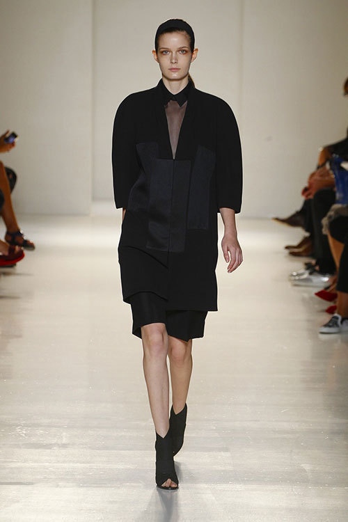 ヴィクトリア・ベッカム 2014春夏コレクション - シルエットとバランスで魅せたシンプリシティ | 写真
