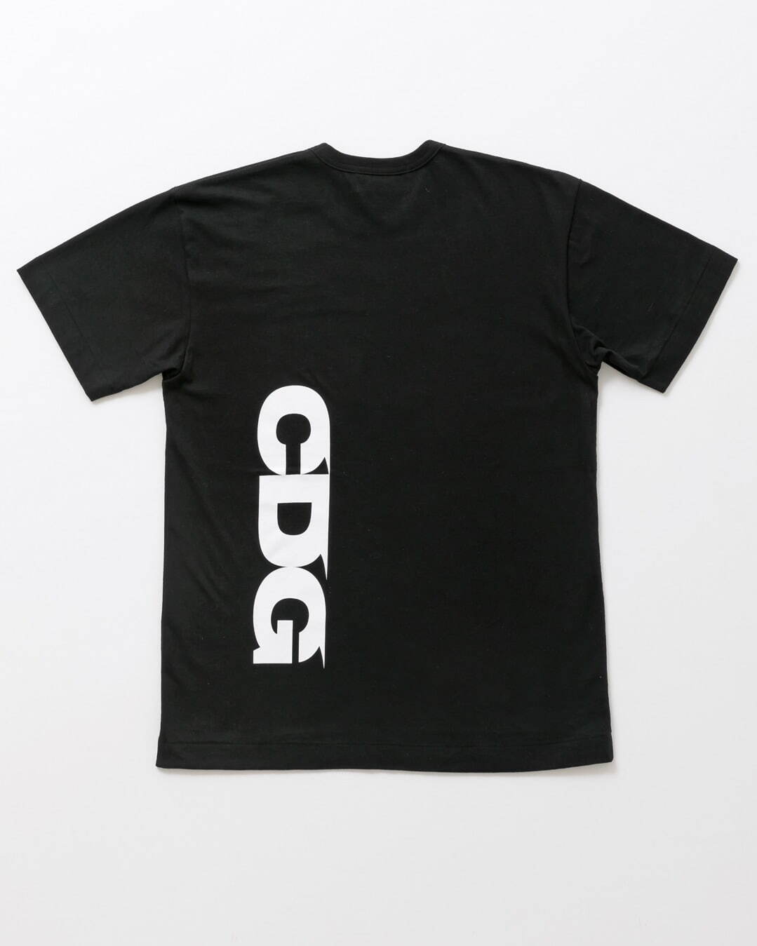 コム デ ギャルソンの「CDG」とディズニーによる“ミッキーマウス2のT