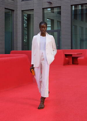 アクリス(Akris) 2022年春夏ウィメンズコレクション  - 写真17