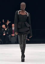 ジバンシィ 2022年春夏コレクション - 歴史のレイヤリング｜写真5