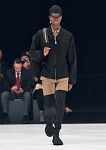 ジバンシィ 2022年春夏コレクション - 歴史のレイヤリング｜写真15