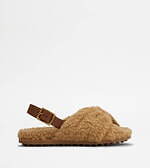 トッズ(TOD'S) シティ ゴンミーニ｜写真14