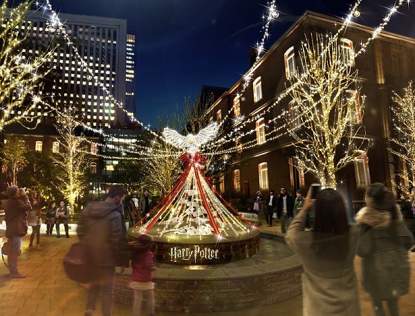 「ハリー・ポッター」クリスマスツリーが丸の内に、“映画の名シーン”を再現したライティングショー｜写真23