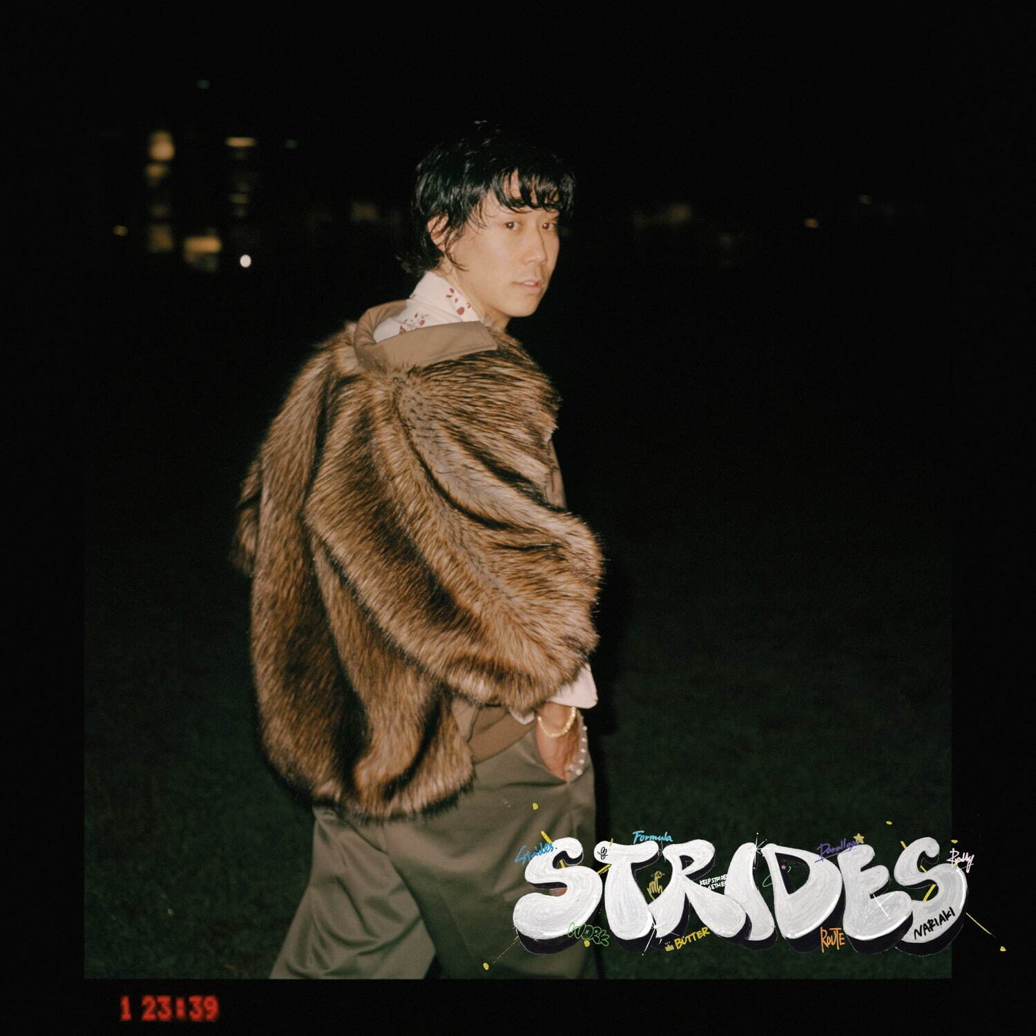小袋成彬の最新アルバム『Strides』小松菜奈主演映画コラボ曲「Parallax」など全7曲 - ファッションプレス