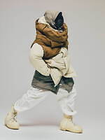 ナンガ×エフシーイーのメンズ＆ウィメンズダウン、ミニマルなショート丈ジャケットやスタンドカラーコート｜写真65