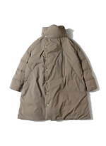 ナンガ×エフシーイーのメンズ＆ウィメンズダウン、ミニマルなショート丈ジャケットやスタンドカラーコート｜写真24