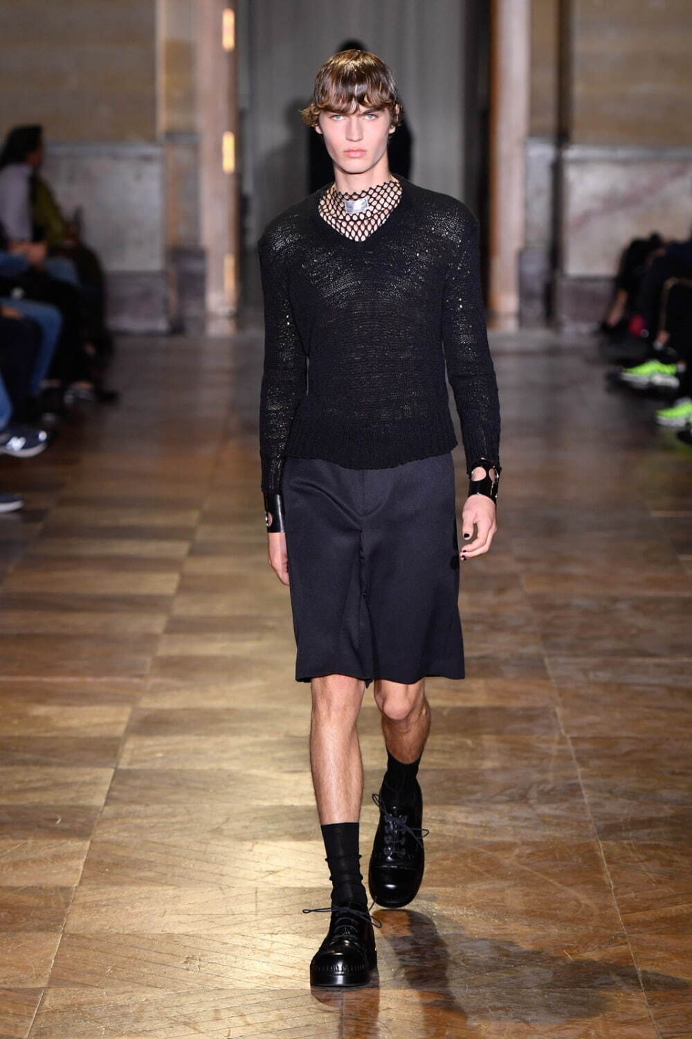ラフ シモンズ(RAF SIMONS) 2022年春夏ウィメンズ&メンズコレクション ラフ シモンズ(RAF SIMONS) 2022年春夏ウィメンズ&メンズコレクション