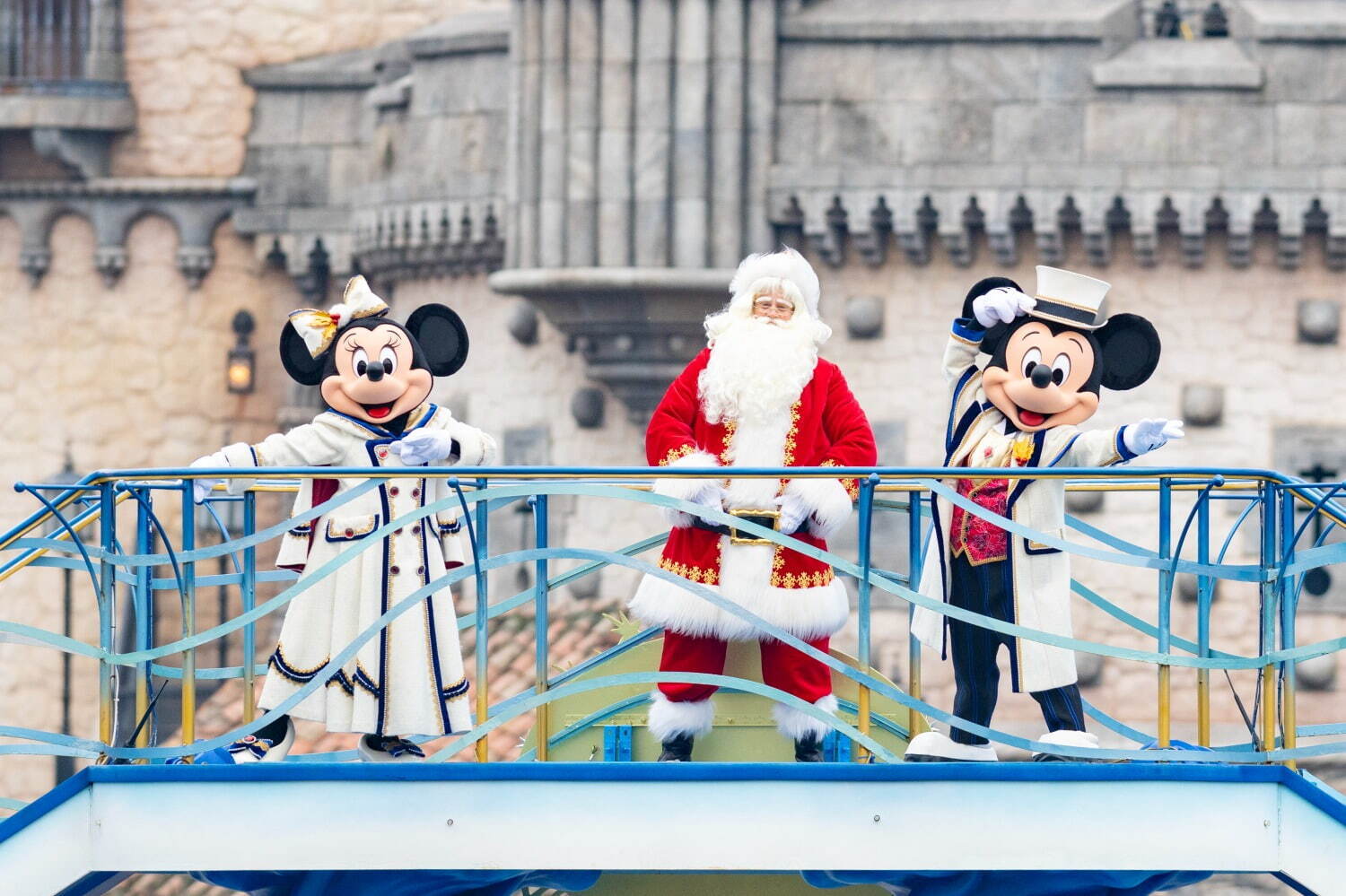 東京ディズニーランド＆東京ディズニーシーのクリスマス2021、音楽と楽しむ限定パレード＆ショー｜写真47