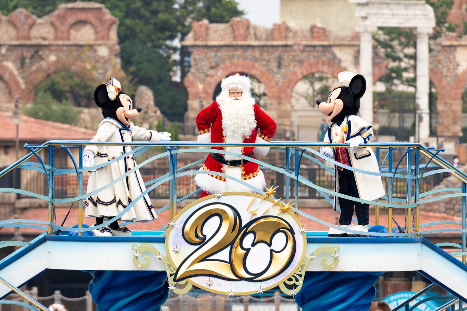 東京ディズニーランド＆東京ディズニーシーのクリスマス2021、音楽と楽しむ限定パレード＆ショー｜写真50