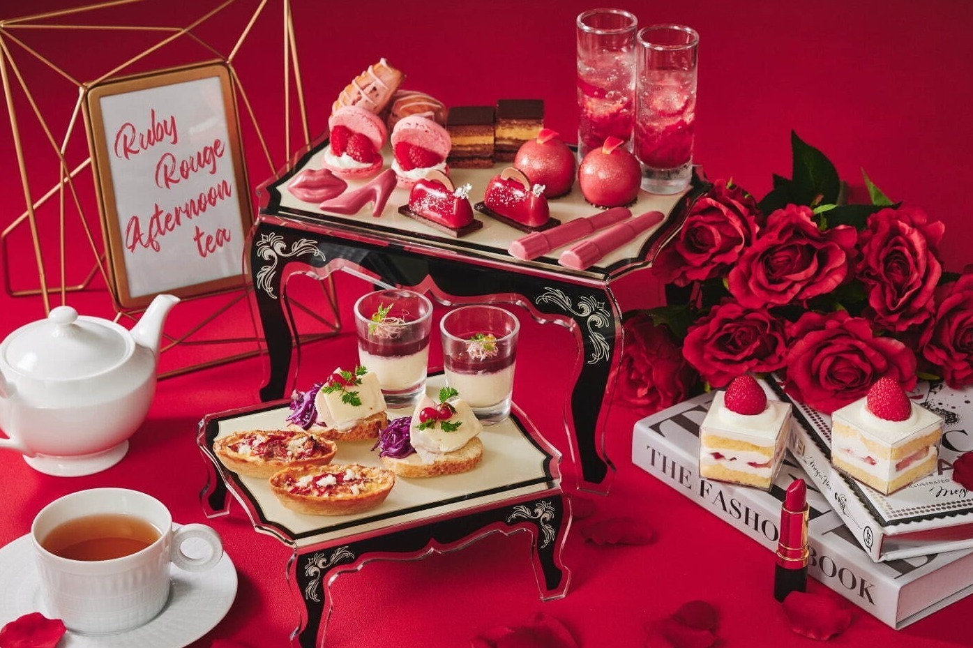 ザ ストリングス 表参道