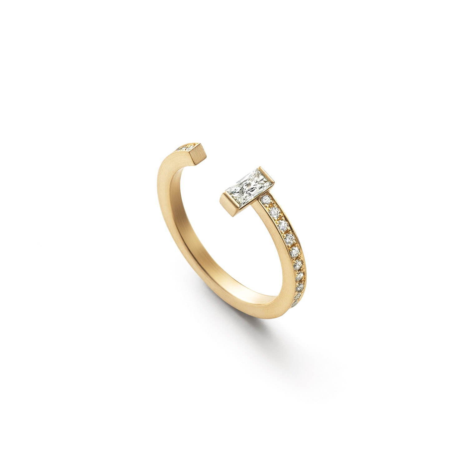「One Stone Diamond Bond Ring 03」473,000円 素材:18K YG x Diamond
