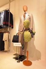 バーニーズ新宿店 メンズフロアをリニューアル ‐ ハイカジュアルブランドの展開拡大｜写真18