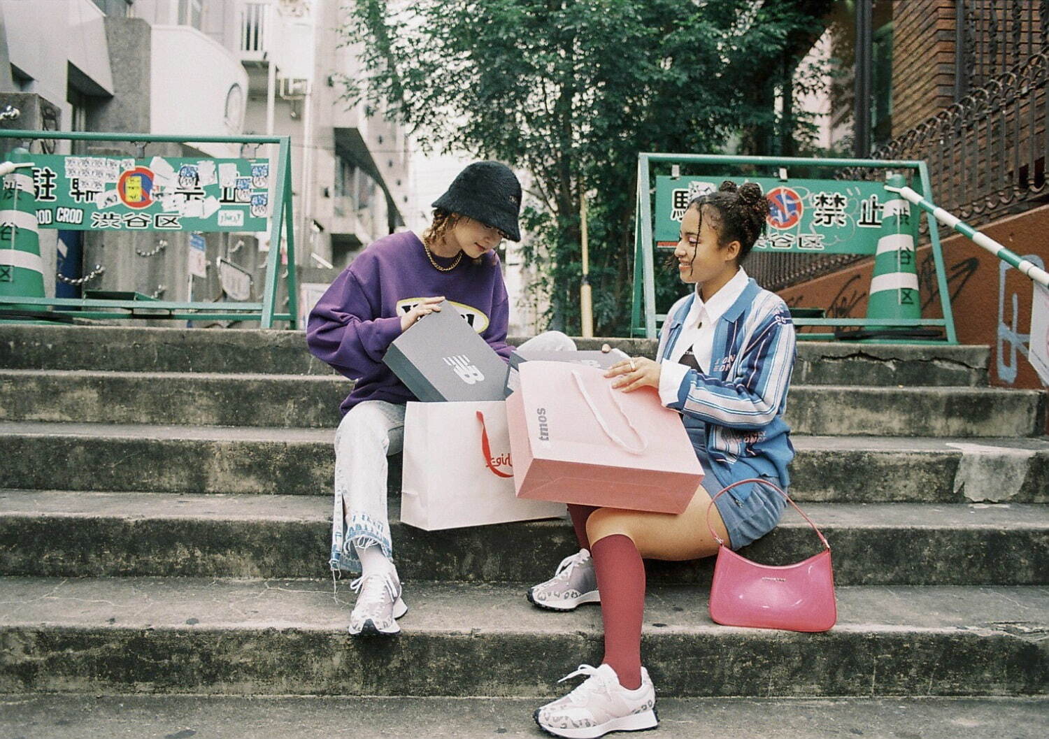 アトモス(atmos), ニューバランス(New Balance), エックスガール(X-girl) 327｜写真23