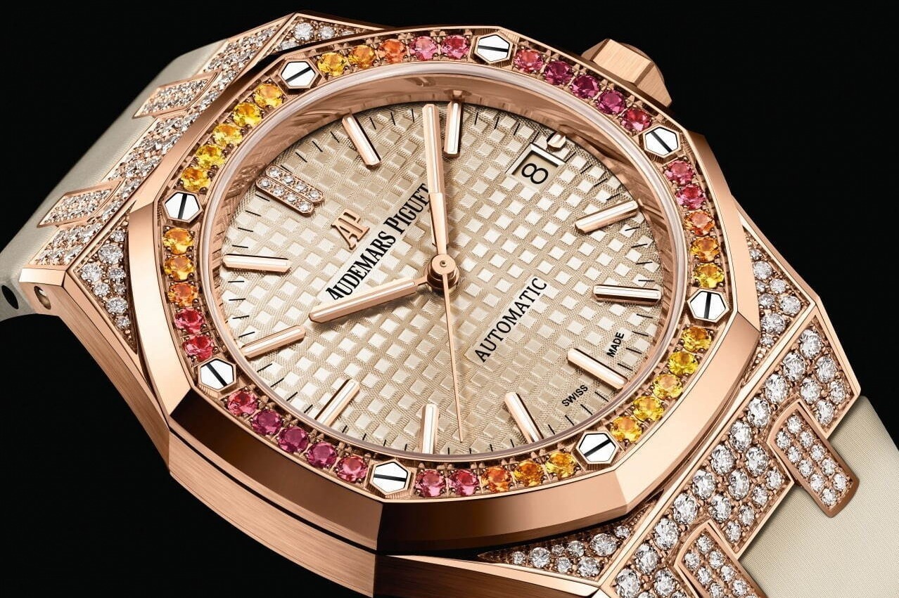 ムーブメント｜オーデマ ピゲの新作腕時計、ダイヤモンドとカラフルなジェムストーンを配したゴージャスな2型