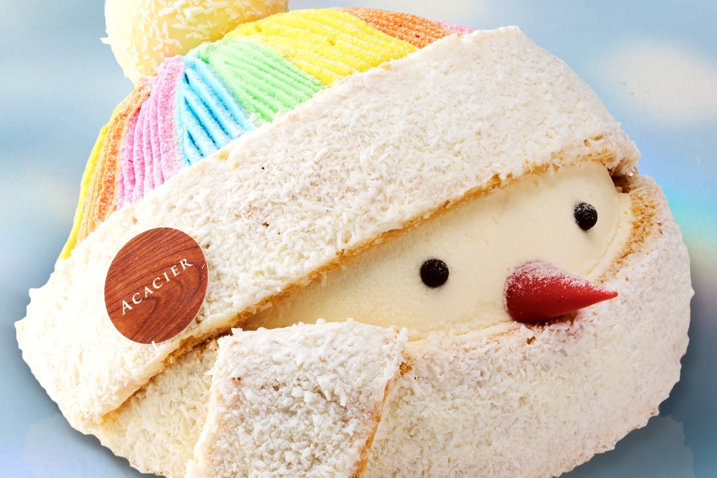 伊勢丹新宿店の21年クリスマスケーキ 虹色 帽子のスノーマンケーキ もこもこ雲のムースケーキ ファッションプレス