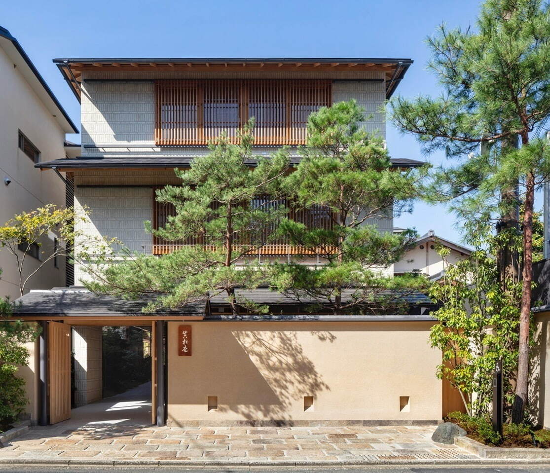 ラグジュアリーホテル「眞松庵」京都に、山並みを望むテラス付き客室＆美しい庭を楽しむ浴室｜写真10