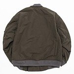 ミーンズワイルのMA-1ジャケット、着脱可能なセンターパネルでデザイン＆シルエットを変化｜写真12