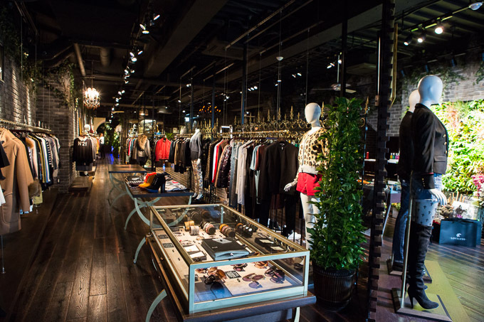 写真3 56 ラブレス代官山店が大規模リニューアル 駅近の移転先に2倍の売場スペース ファッションプレス