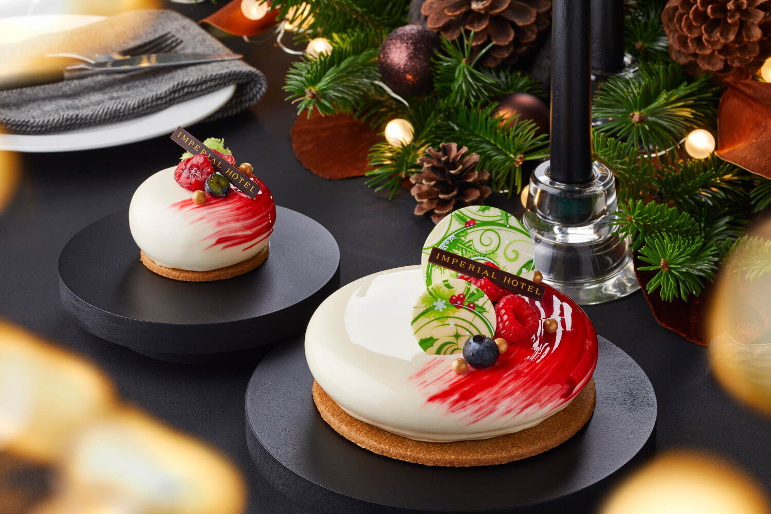 帝国ホテル 東京のクリスマス2021年、トリュフケーキや“ポインセチア咲く”クリスマスケーキ｜写真4