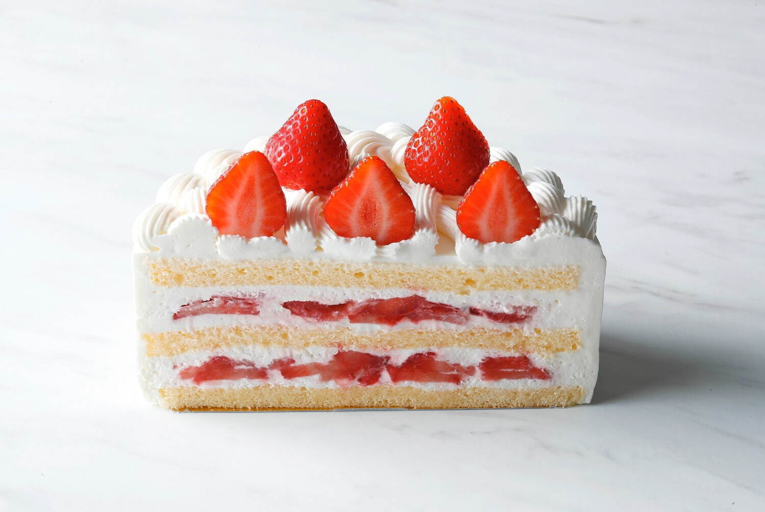 苺のクリスマスケーキ 直径15cm×高さ9cm 5,400円