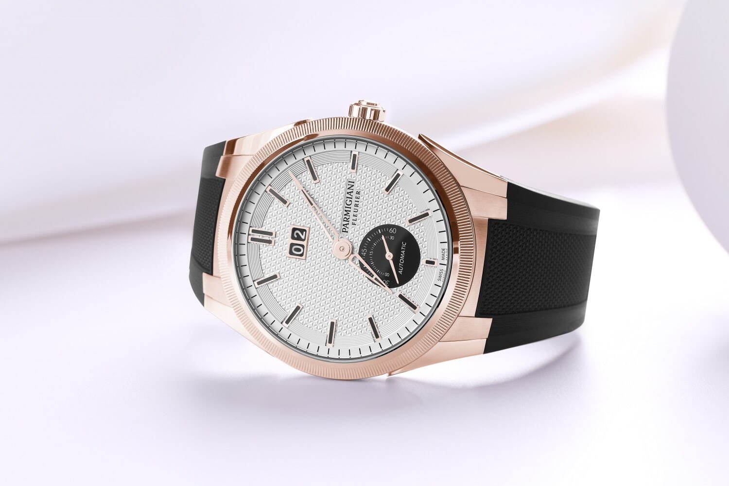 パルミジャーニ・フルリエの新作腕時計、愛称“パンダ”の黒×銀文字盤モデルなど全3種｜写真7