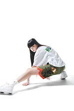 ア ベイシング エイプ×レディーメイド、豪華ワッペンのダウンウェアやギリースーツ着用ベアブリック｜写真36