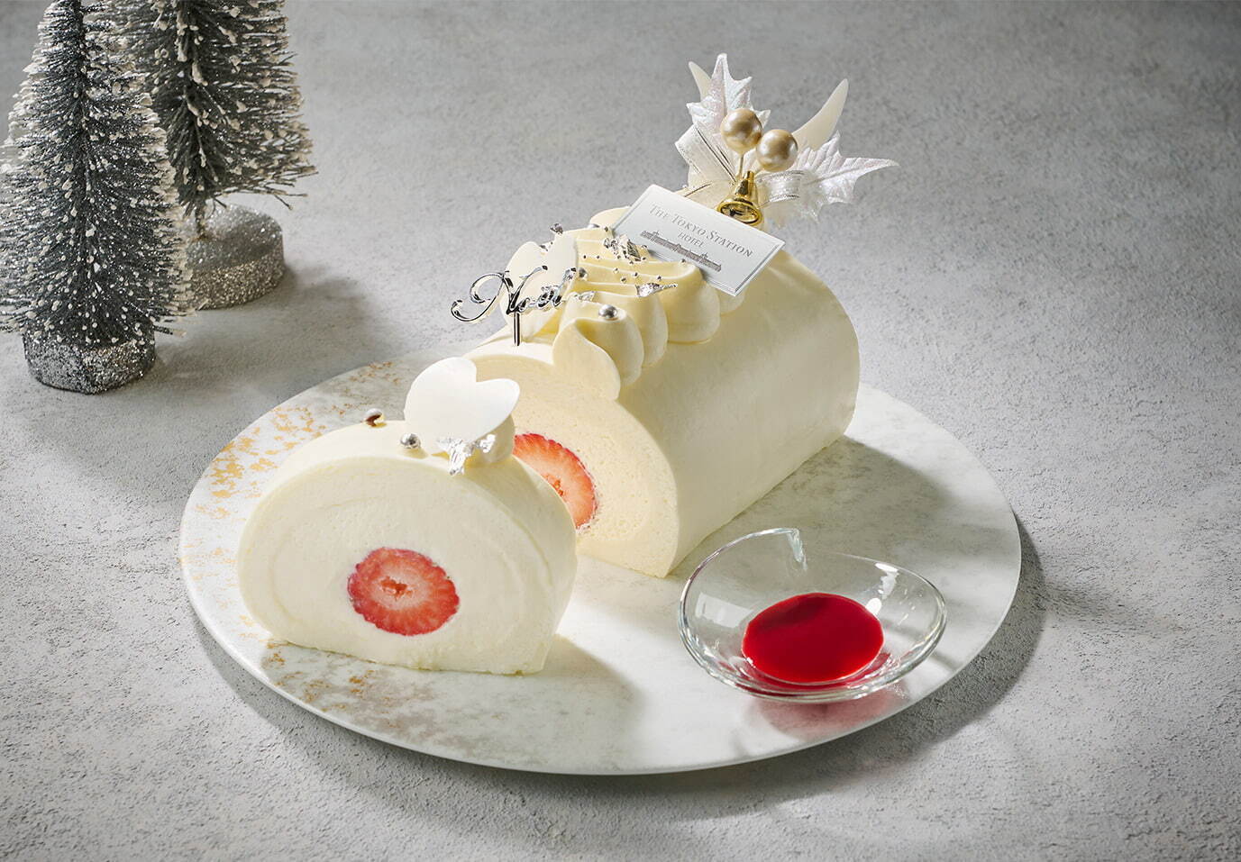 「Suicaのペンギン」クリスマスケーキがグランスタ東京に、“Suicaカード”のチョコケーキも｜写真5