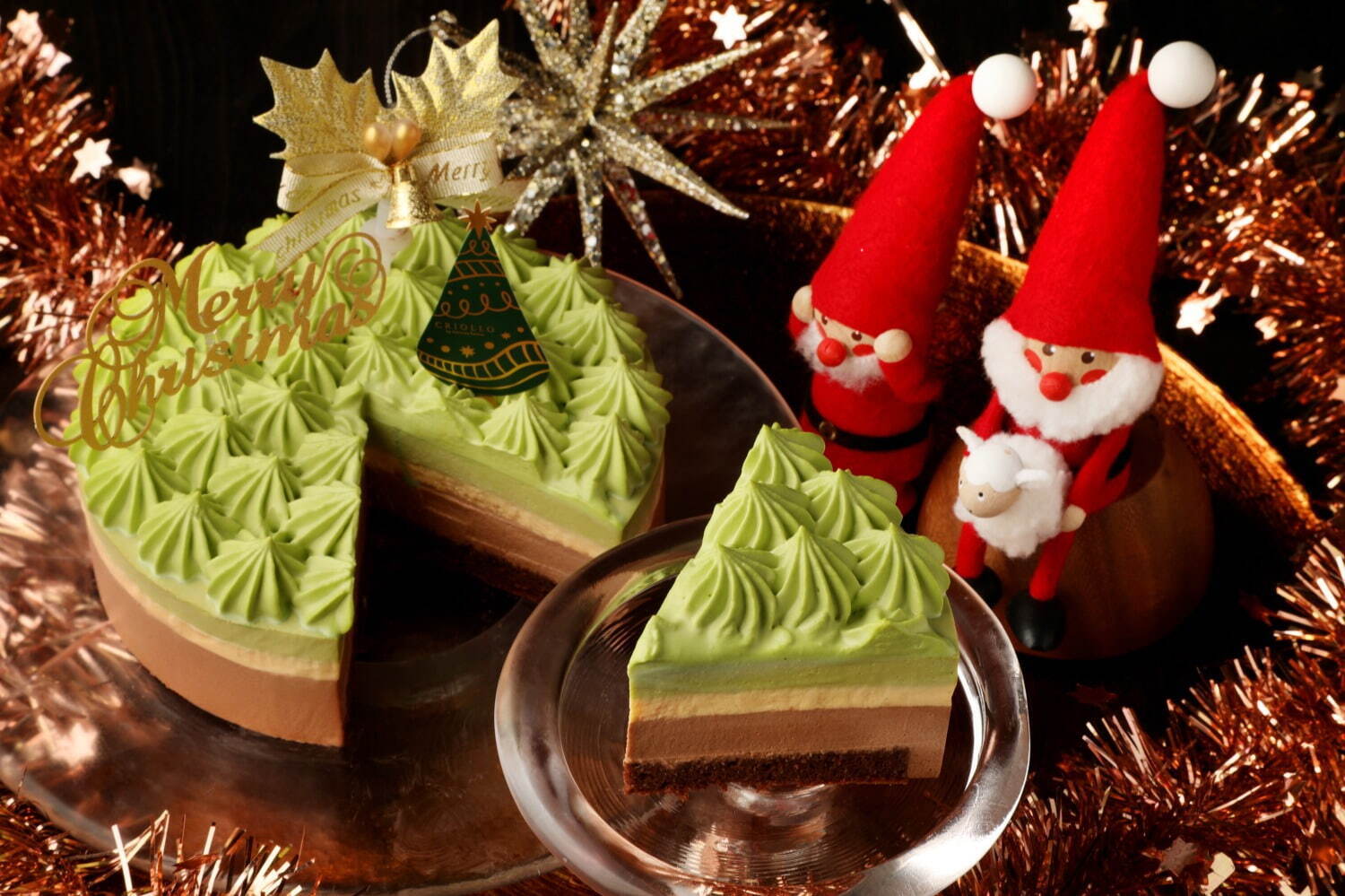 クリオロの2021年クリスマスケーキ、自家製チェリーコンポートを使った濃厚チョコレートケーキなど｜写真5