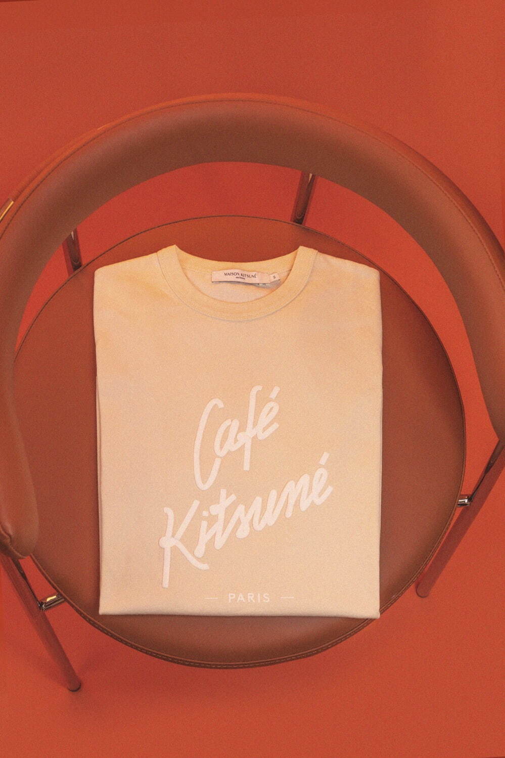 メゾン キツネ手掛けるカフェ キツネのTシャツやスウェット、抹茶やコーヒー着想カラー＆ロゴを配して｜写真32