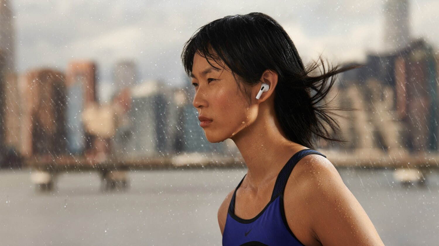 アップルの第3世代「AirPods」空間オーディオ対応、新デザインでフィット感UP｜写真3