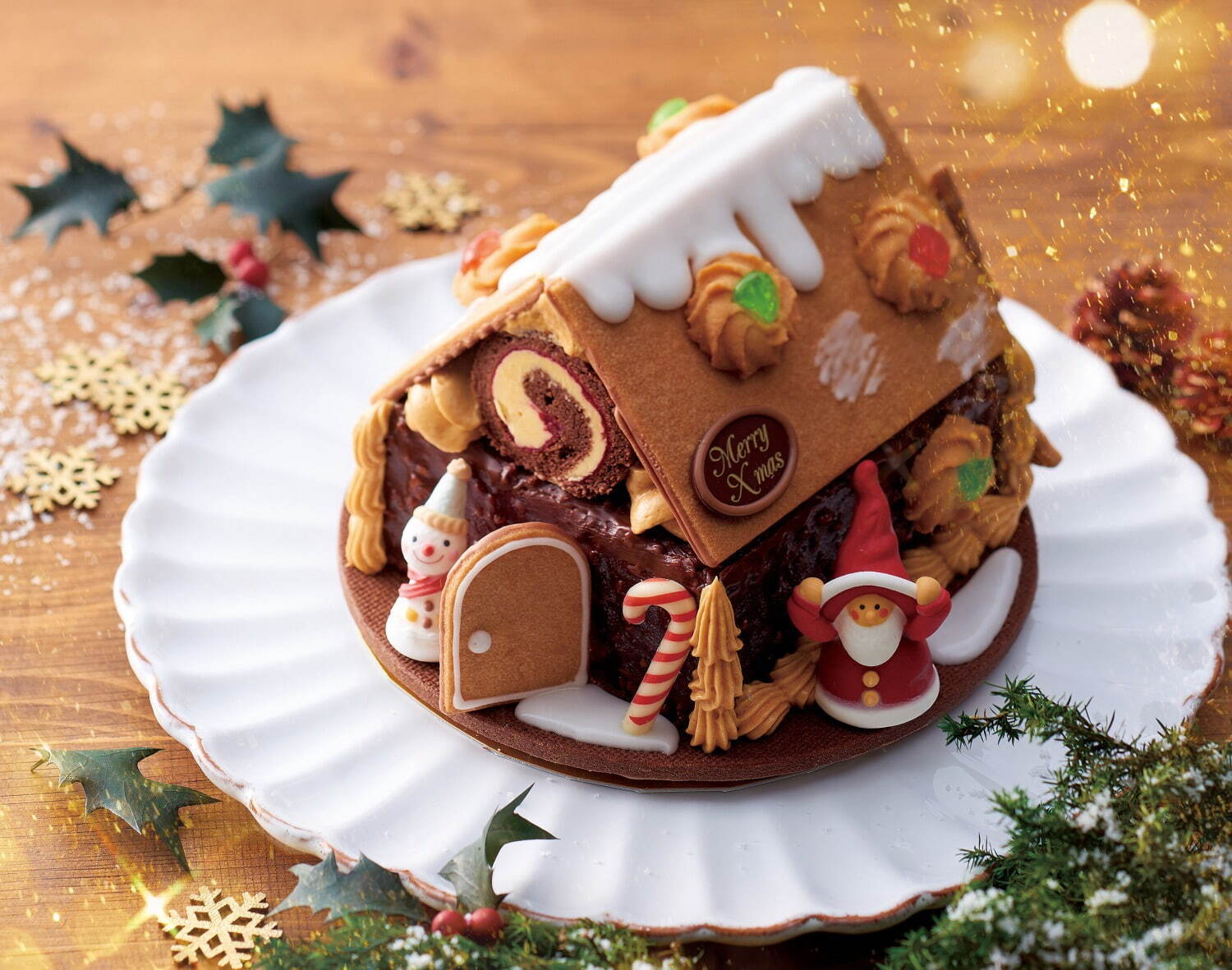アンテノールのクリスマスケーキ2021、二段重ね贅沢ベリームース&"サンタのお菓子の家"など｜写真2