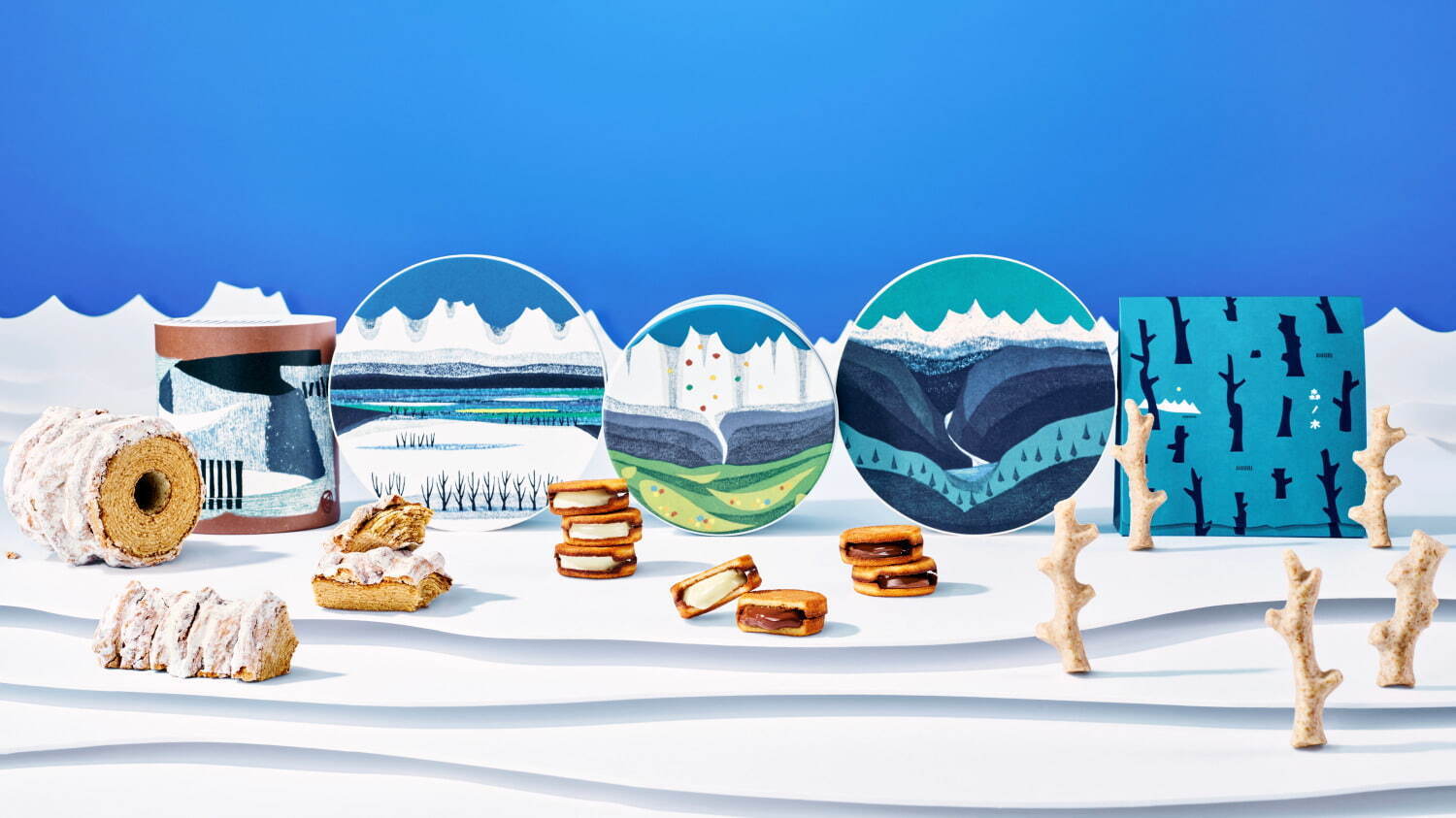 「スノーサンド」“冬しか味わえない”生チョコ入りカリカリクッキー再登場、新作マカロンバームクーヘンも｜写真1