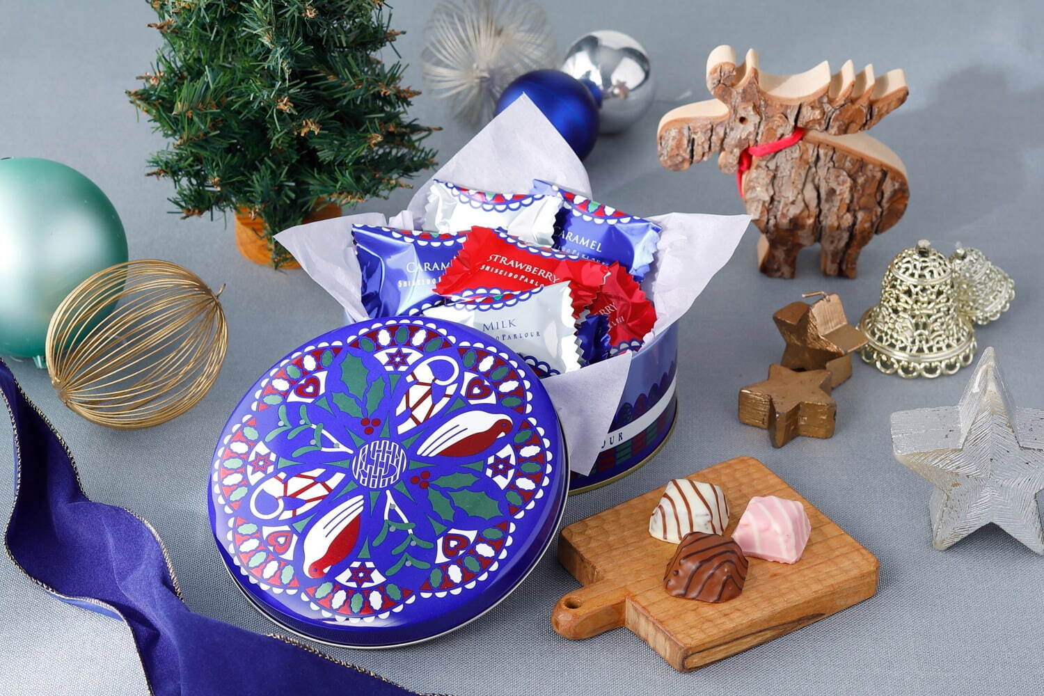 資生堂パーラーからクリスマス限定 クランチチョコレート詰め合わせ きらめく ステンドグラス 缶で ファッションプレス