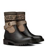 ディオールの2021秋冬レディースブーツ、“CD”バックルやシグネチャーが目を引くショートブーツなど｜写真6