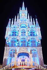 長崎・ハウステンボス「光の街のクリスマス」“白銀”イルミネーションや花火、クリスマスマーケットも｜写真8