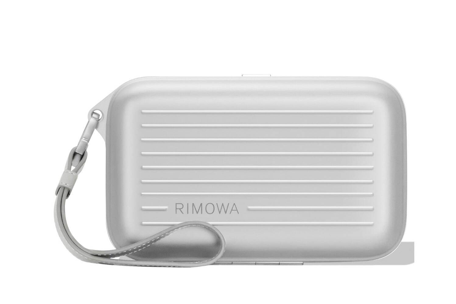 リモワ新バッグ“アルミニウムボディ”の縦型ショルダー＆ハンドバッグ｜写真7