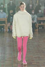 ミキオサカベ 2022年春夏コレクション - マクロな視点で表現する“ミニマリズム”｜写真13